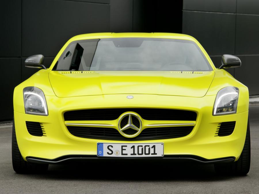  Mercedes-Benz SLS AMG E-Cell 2010 года  (фото 20 из 30)
